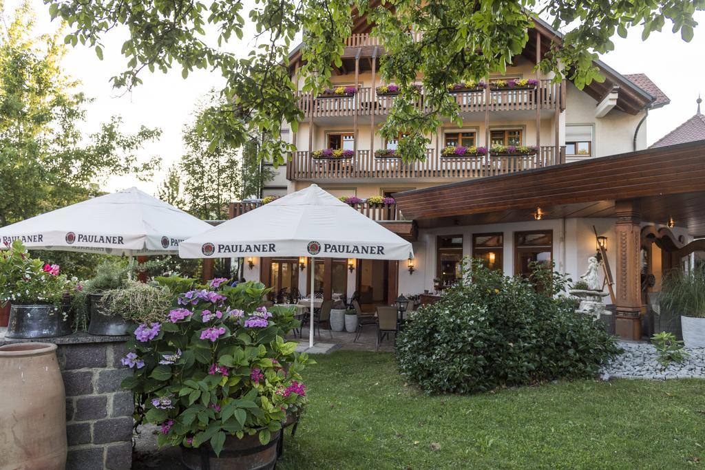 Gästehaus Becher Donzdorf Exterior foto